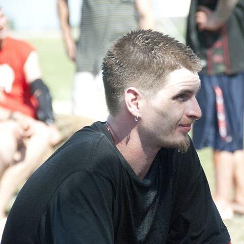 albertsora00's profile picture. 