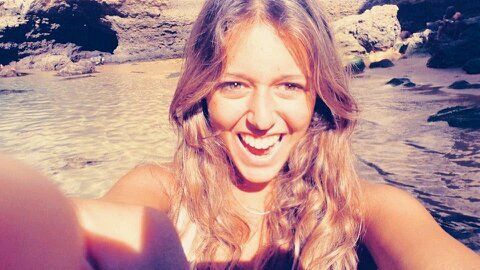 LourdesCohen's profile picture. Estudiante de Odontología en la US.