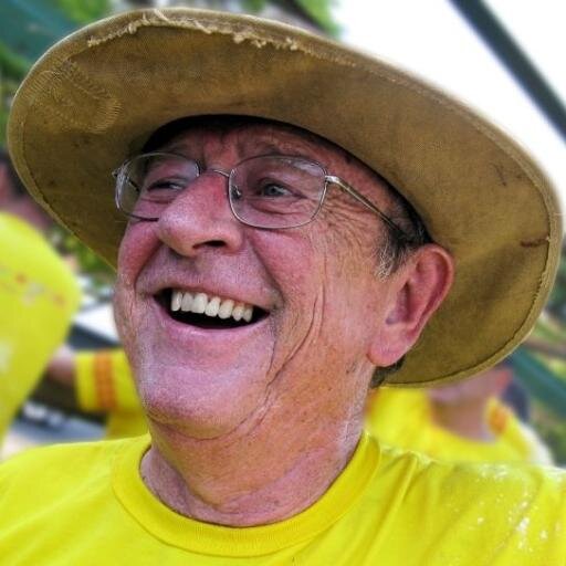 journalist, emeritus professor, in love with brazil