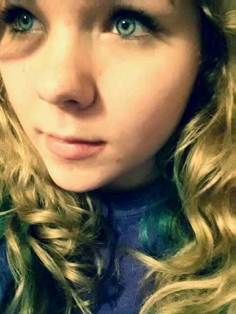 ? WHY ? Why cant i have just one person who will take me as i am ! I just want someone to understand why i am who i am . ? WHY ?