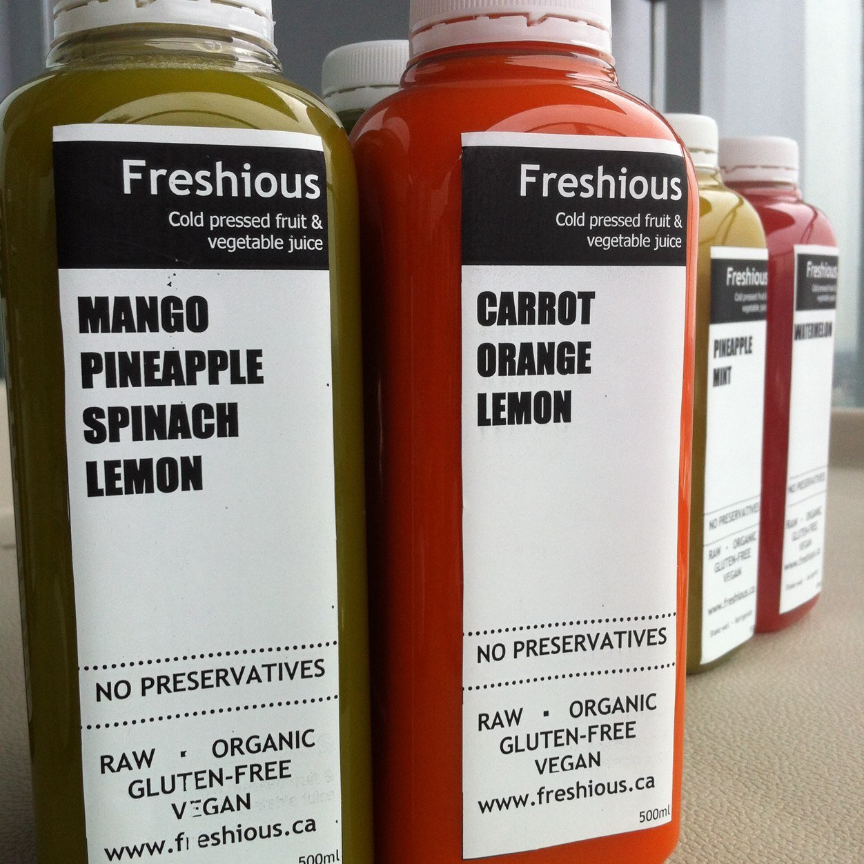 Cold pressed fruit & vegetable juices for cleanses. All raw, organic, vegan, preservative-free, gluten-free.