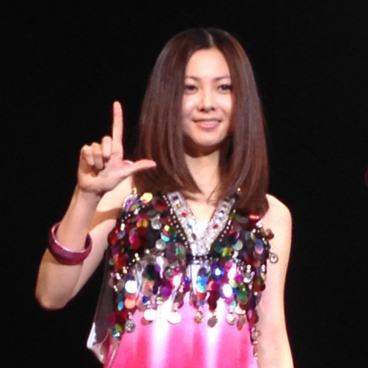 たま～につぶやくかも・・・・ｗ 仙台在住。倉木麻衣大好きで仙台ライブ＆ツアーファイナルはここ最近かかさず参加しています。 加えて家入レオにもどハマりしてかにゅふぁと言われたくなってる！mixiでのつぶやきもこっちに表示されているので突然意味不があったらすいません＾＾；