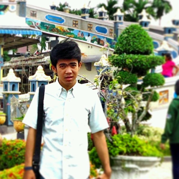 hadryanAzlyR's profile picture. just a man