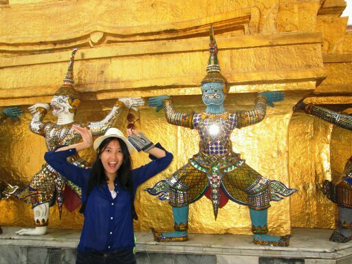 tyananggrae's profile picture. a half human half zombie who loves to dress up (and down).. and bite!