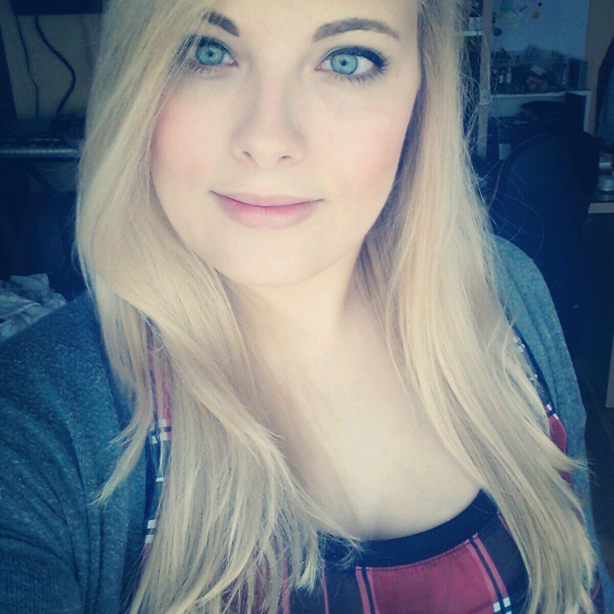 DJRossete's profile picture. Live your life to the fullest! ~♡