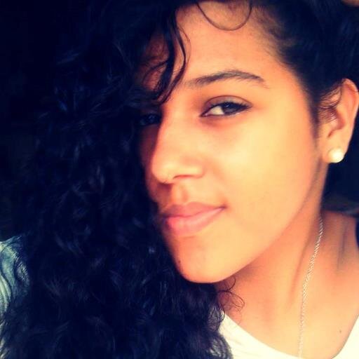 Delaniiaarruda's profile picture. SENHOR, AFASTA DE MIM TODAS AS PESSOAS QUE QUEREM ME VER CAIR.