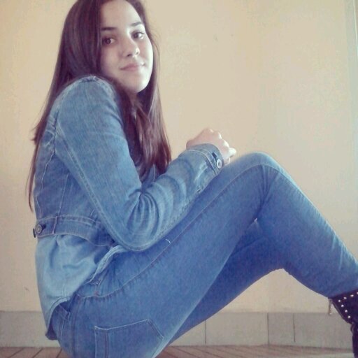 Snap: Fella_blsn        Facebook: Fella Boulesnane