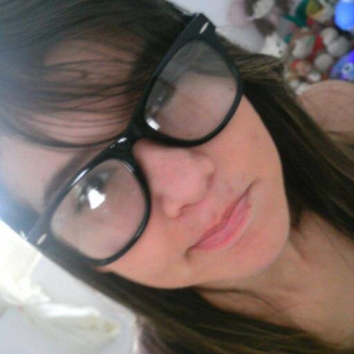 Iaee meu povo , to de volta . Beijiin pra vocês! POOR: LarysaMorais '