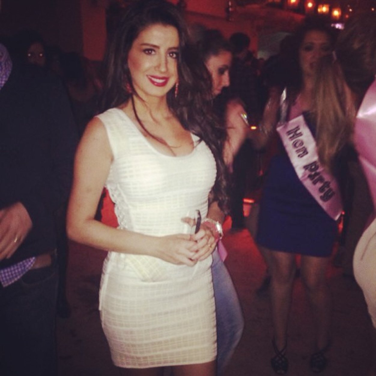 esraturay's profile picture. get ready ..