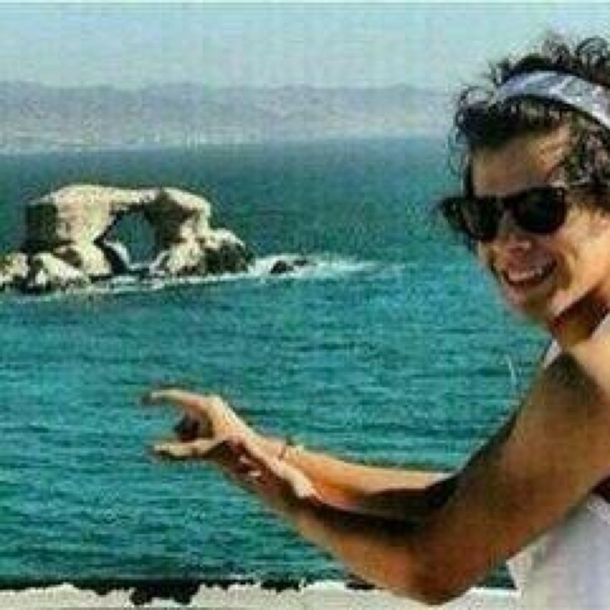 I love you and youre here for a reason im always always here for u at the user @styleskid smile please