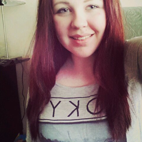 Rosaaunemari's profile picture. Life is fucked anyway. 16, Finland kik me: rosaaunemarii or follow me instagram: rosaaunemari