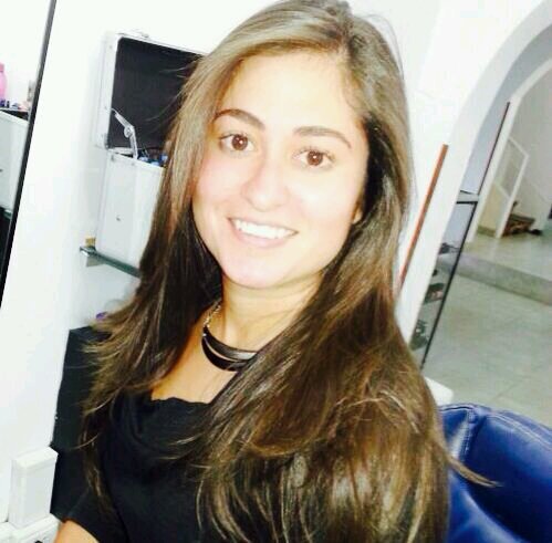 Periodista y flautista.