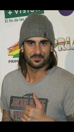 Un Fan incondicional de Melendi. Porque Asturias es mi patriaaaaa