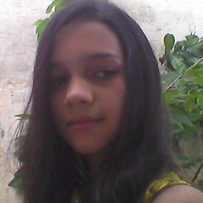 larisatiago's profile picture. 