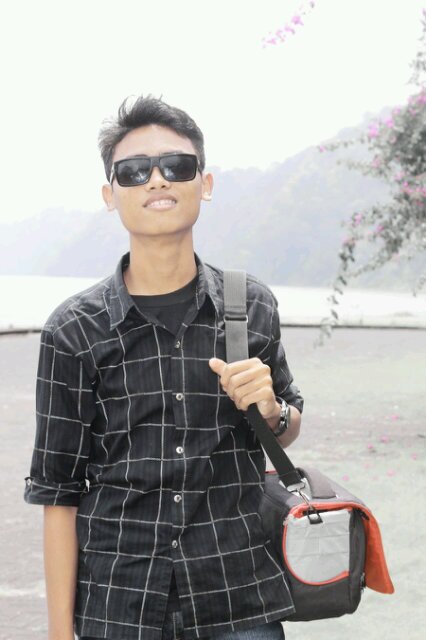SATELITE