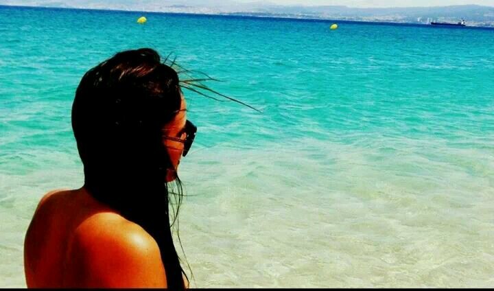 Lorena_BM29's profile picture. Los trenes que se escapan son mentira, siempre hay otra estación donde brilla más la vida