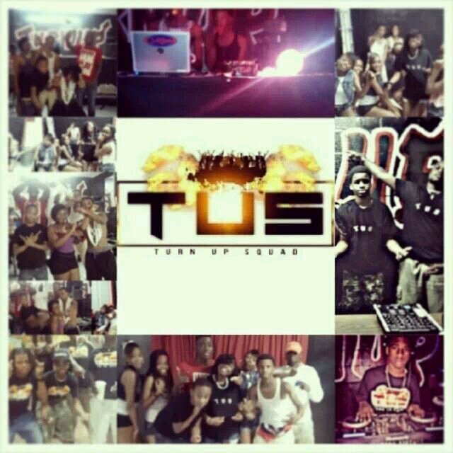 TUS WE TURNT UP YOUR PARTY FOR A PRICE LIVEST DJ AND A LIVEST SQUAD.FOLLOW @Disyoboiwill @nflstar23 @jay_b_2smooth @JdotJhon @Gemini_3Cute @Scorpio_Dime