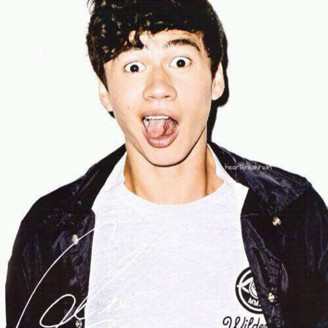 calumsalmondss's profile picture. i like one direction and 5sos
