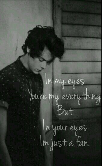 huge fan of 1d,and I like zarry and narry everything that ends with harry.(Harrys follow is the most thing I want but I know it won't happen)
