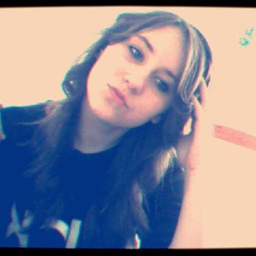 Hi! I'm Paulina. I from Lithuania, but I lived in England. I am a big Belieber. I love  Jelena 3