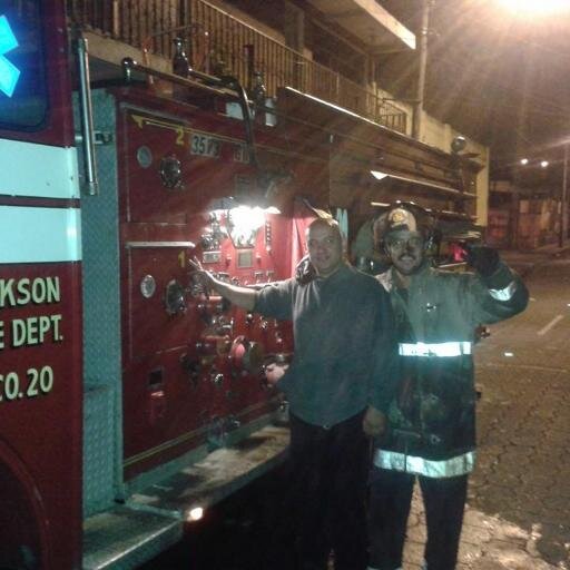 Técnico Electricista y en Telecomunicaciones, mecánico en bombas centrifugas para camiones de Bomberos.
