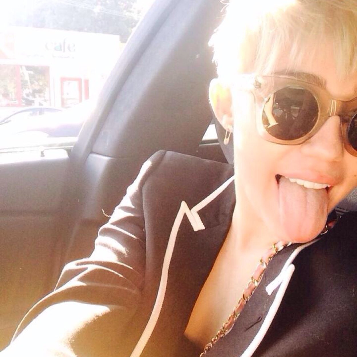 miley_cyruspg's profile picture. Miley Cyrus is awesome, and her music is also! Ive been a Smiler ever since 2006!Follow me and i will follow you back! :) This page is deticated to Miley!