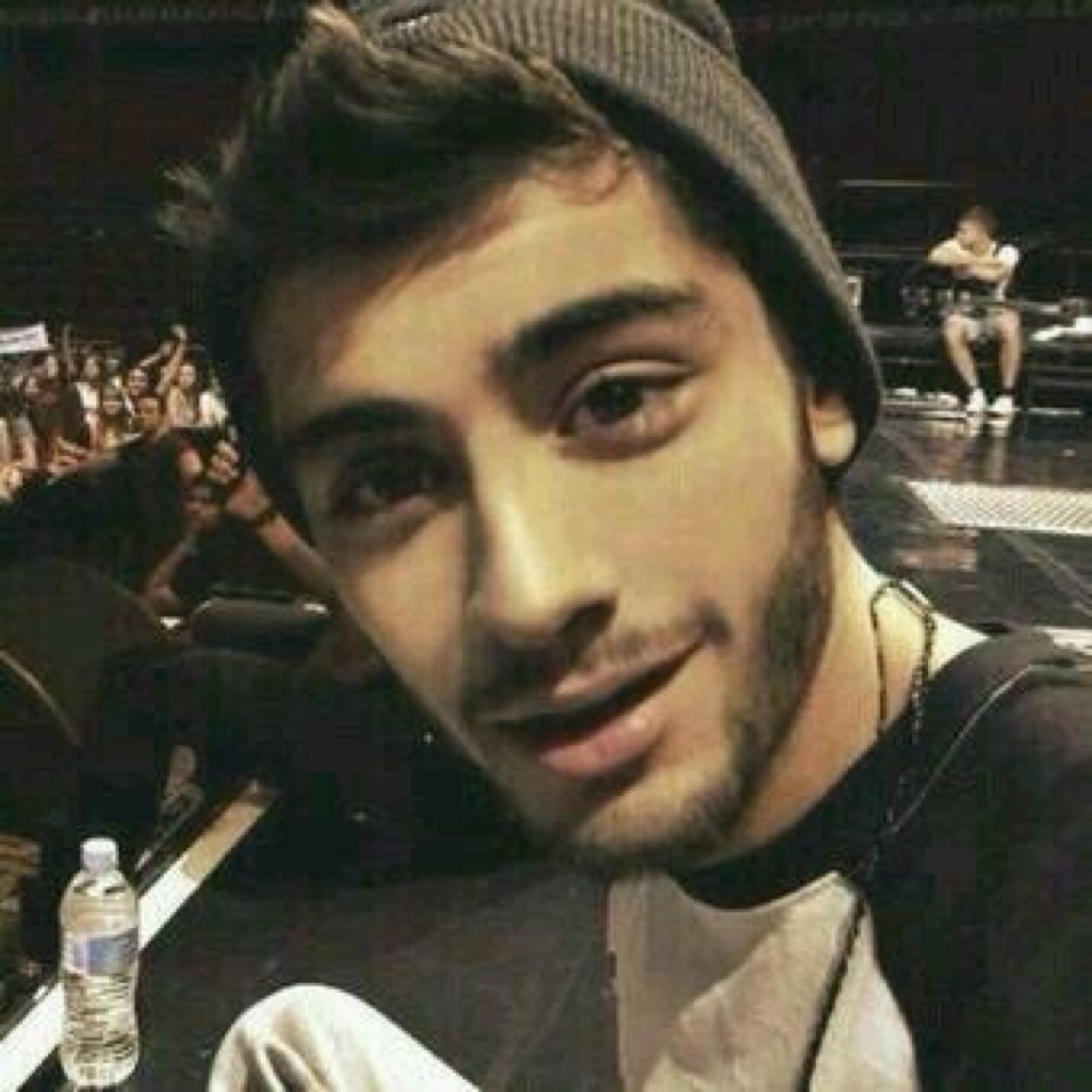 free follow from @mxliksdrug ilysm stay perfect x