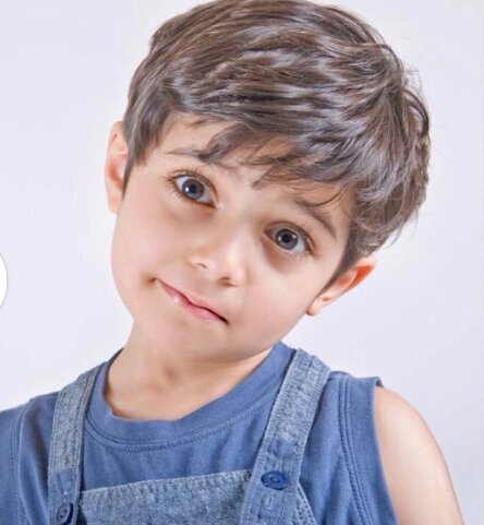 معلمة رياضيات 
وأم لثلاث أبطال 
🧑🏻👦🏻🧒🏻 راكان و عبدالرحمن وريان 
اللهم سخر لهم الارض ومن عليها وارزقنا برهم