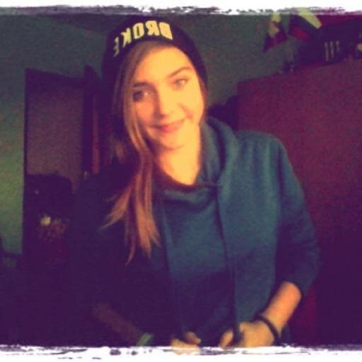 I´m BELIEBER! :) I´m from Slovakia :) 
Follow me and I follow you back :)