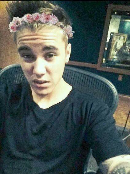 OI SEI Q É CHATO MAIS T DEU UM FOLLOW AGR SEGUE A @supradrauhlx ela segue de volta :3