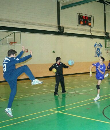 ismael1portero's profile picture. naci en madrid,del 99.portero de la cantera del bm guada                   #hoolligan