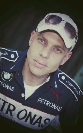 Frenchtechfreak's profile picture. Live Sound Specialist # Sound Engineer # Video Producer/Editor # Director of CorBase  Events# Speed freak # Car crazy # just me :-)