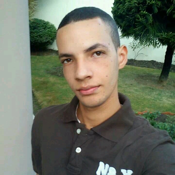 Luissr2856 Profile Picture