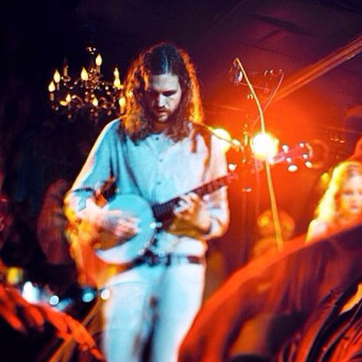 Singer/songwriter for L'anarchiste @lanarchisteband, producer and owner of Sleepy Gaucho Studios.