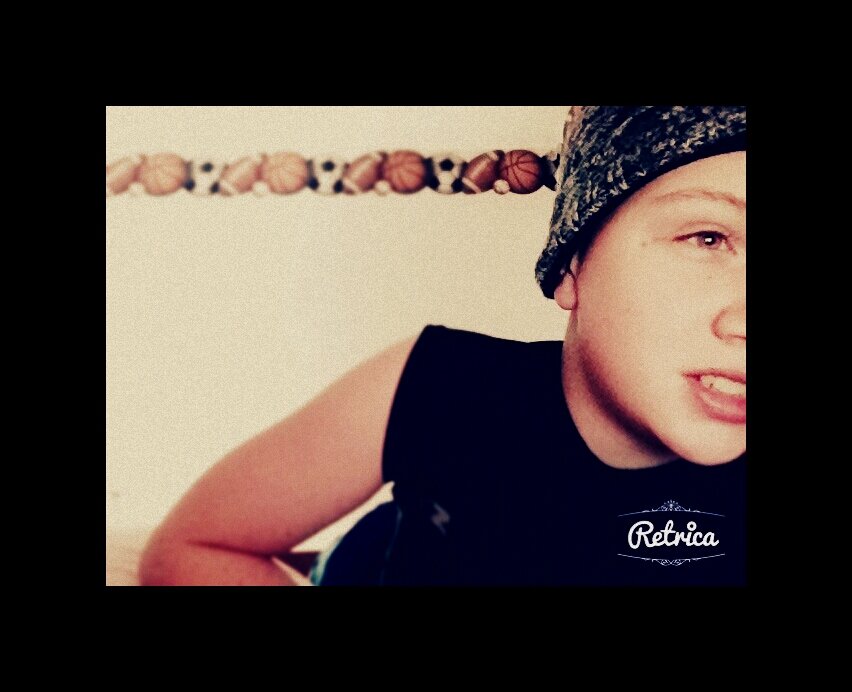 Her thoo /-\ ♡♡