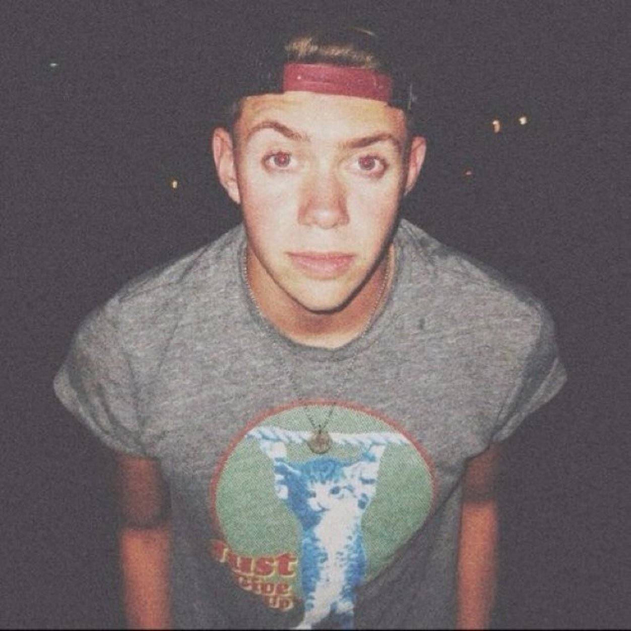 fuckinfakedude's profile picture. The fuck do I put here?