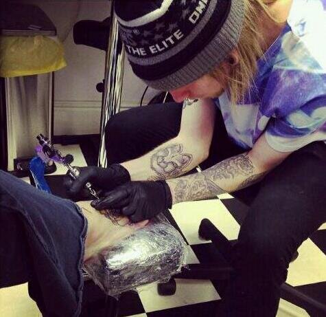 jimitattoos's profile picture. Full time tattoo artist at salamander derby