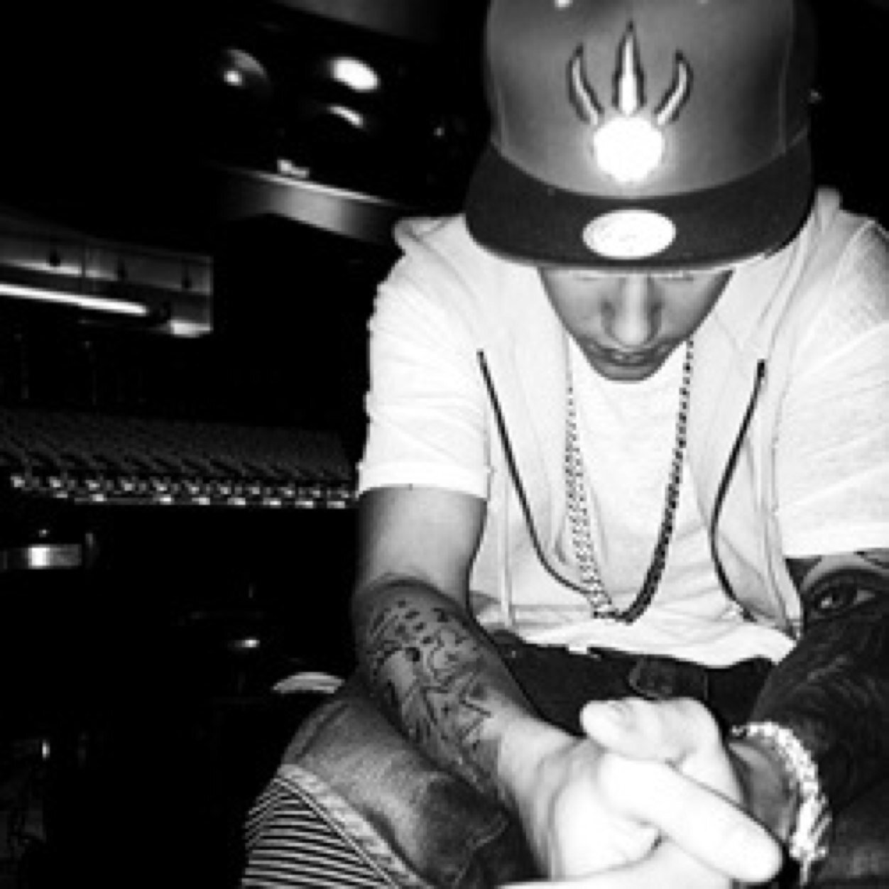 FOLLOW @sextojdb OR UNFOLLOW :) SERIOUS THANKS