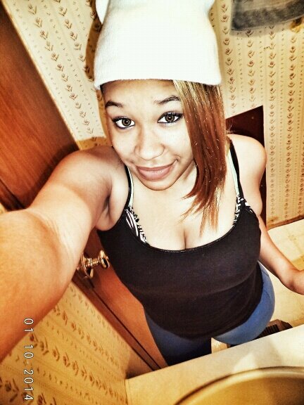 # 100% LiightSkiin ... Gemini ♊ ... Im Conceited Juss Dnt GAF ! ... KiK Me : LiightBriitee .. IG: Amor_Mi_Belleza ..Ooh && Follow My Beautiful Twife @Smoke_Me69