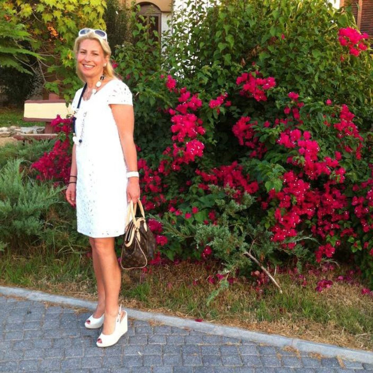 YesimTural's profile picture. 