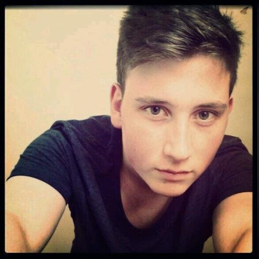 tomasgranadino's profile picture. Del 94 .Estudiante de filología clásica en la UGR.