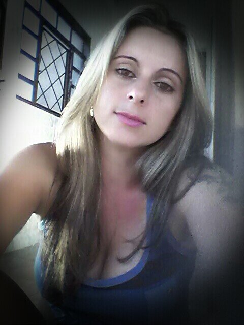 carinhosa dedicada