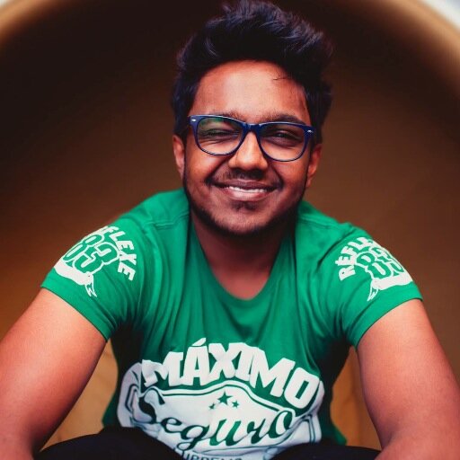 Nihaaa24's profile picture. Commerce + Economics | Photography + Filmmaking | 영어 + 한국어