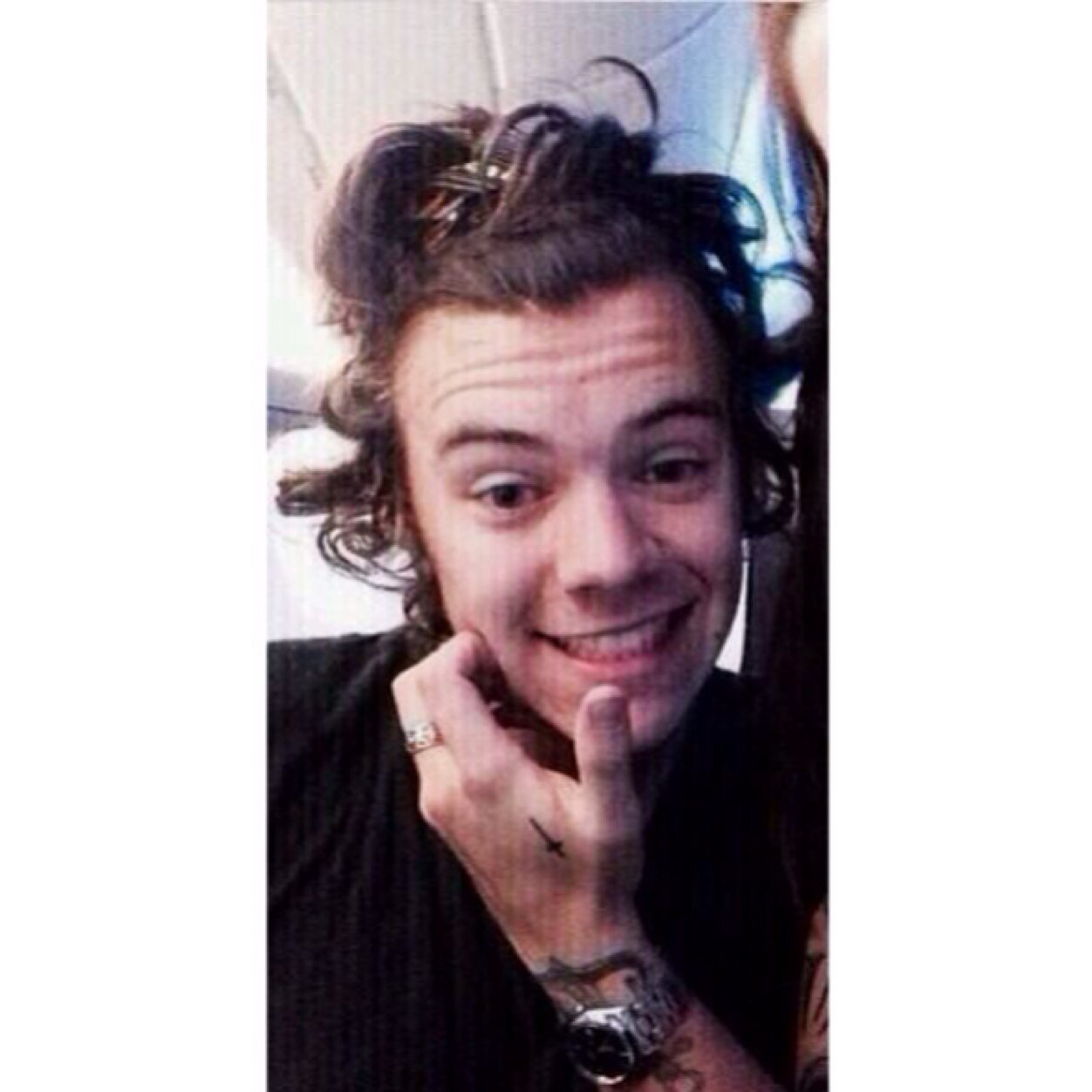 0HFUCKHARRY's profile picture. Backup acc for @NXRRYSWIFI incase anything happens to my acc, not tweeting but i follow everyone back :)