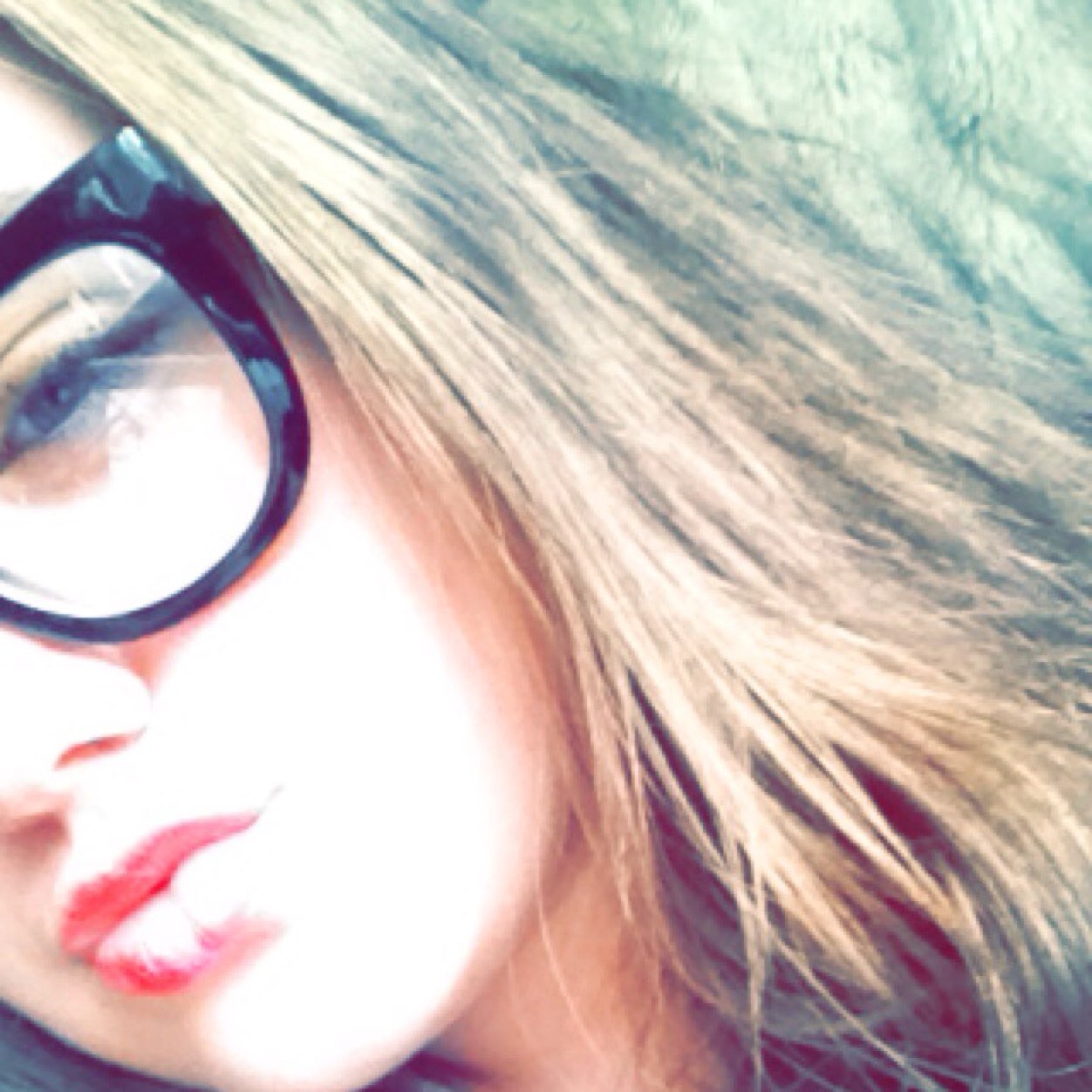 I love jake bugg,stone roses,arctic monkeys,oasis,janoskians,the who&rolling stones,the 1975.