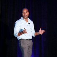 Vince Reed (@vincereedlive) Twitter profile photo