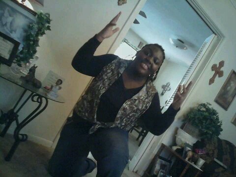 Whtz up, im kaitlin davis I go by KDizzle,Cool to talk to. 6013817854 is my number. Hmu.