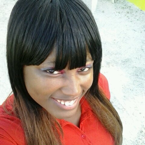 That smiley chyck who's on a natural high. Reputation is 4 G's thats my role imma bo$$~Put sum Kush uhp in it . ◇Clίck FόLLοw◇ ~☆☆☆Tέάm Fόllόώ Bάck☆☆☆