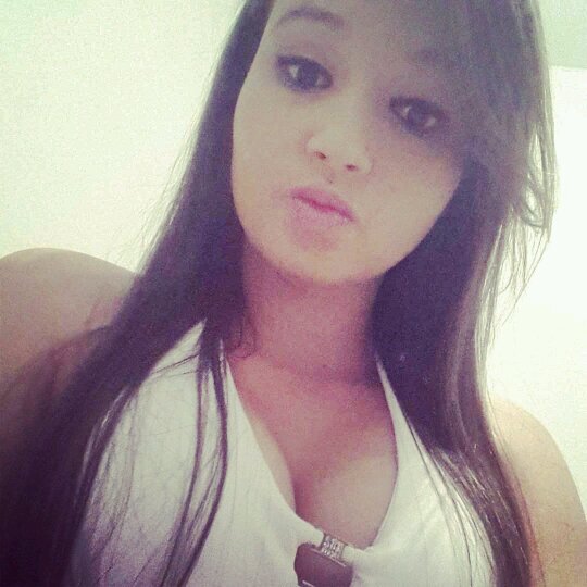 - [...] Vooçe me faziia tãão bem, 
                                                                       hoooje só me faaz sofrer  ♫♪ !