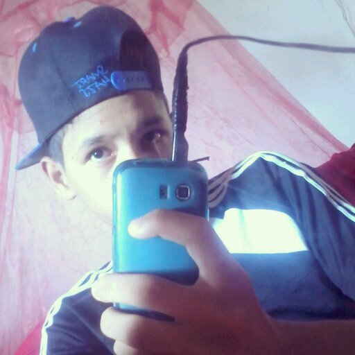 me segue no ((facebook)) o meu nome é https.//www.facebook.com/jonatha.loreiro